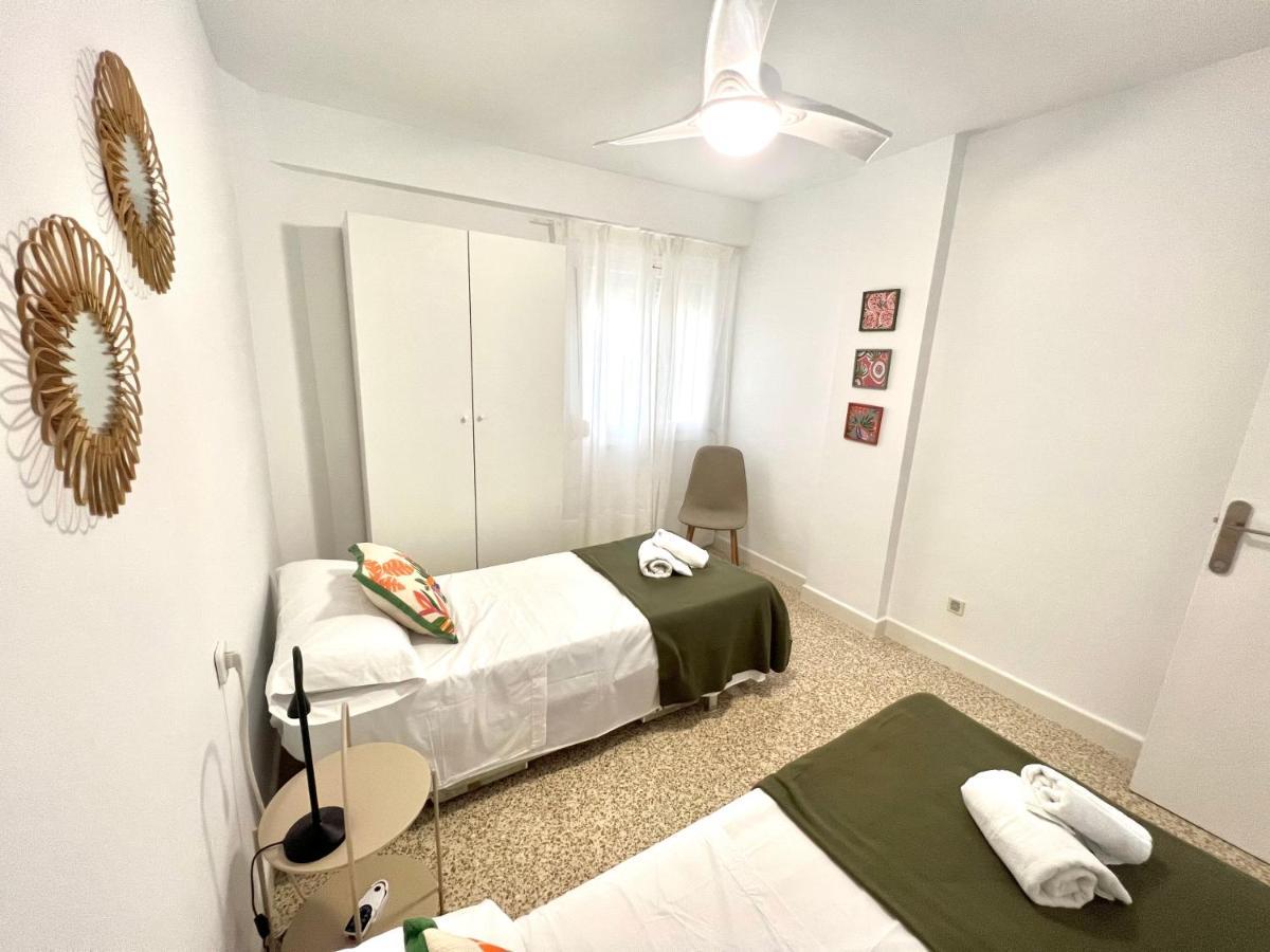 Cozy And Quiet, Pax7 Los Boliches, 3D, 2B, Pool And Close To The Beach ฟูเอนฮิโรลา ภายนอก รูปภาพ